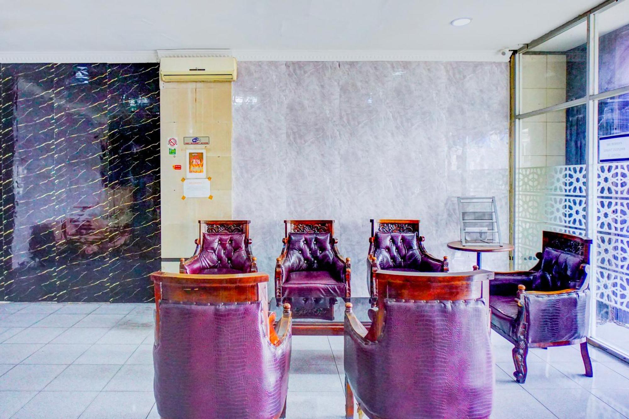 Hotel O Asyaffirah Near Masjid Raya Al Mashun Sm Raja מדאן מראה חיצוני תמונה